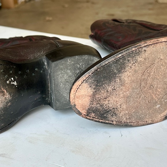 Men’s Lucchese Boots - Picture 2 of 6